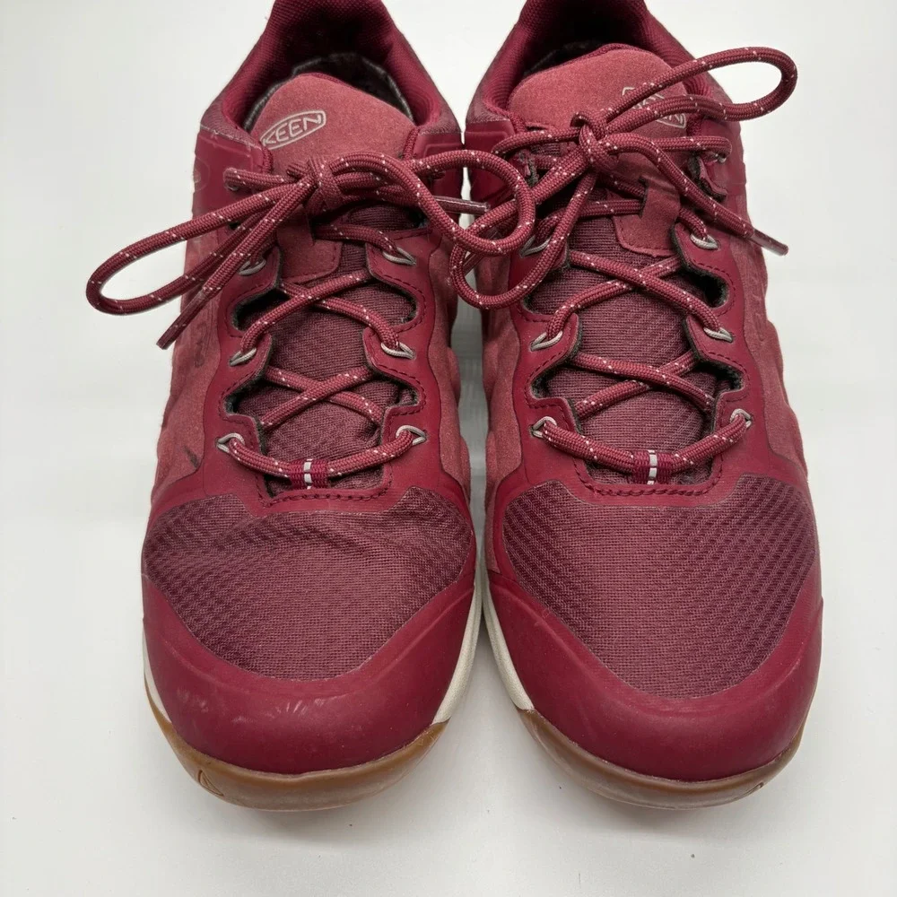 KEEN Explore Waterproof Hiking Shoes Womens 9 Burgundy Red 1021664